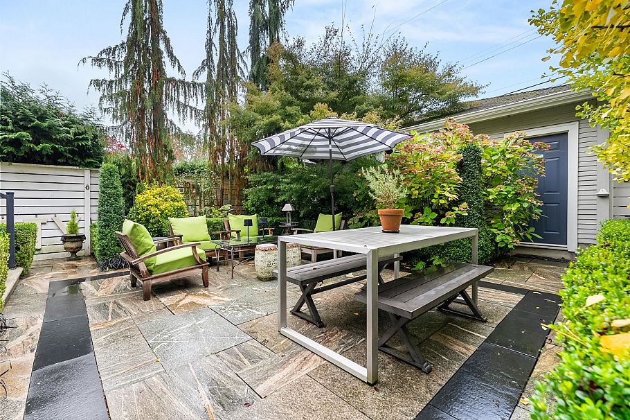 98 W 18th Avenue Vancouver, BC - 35