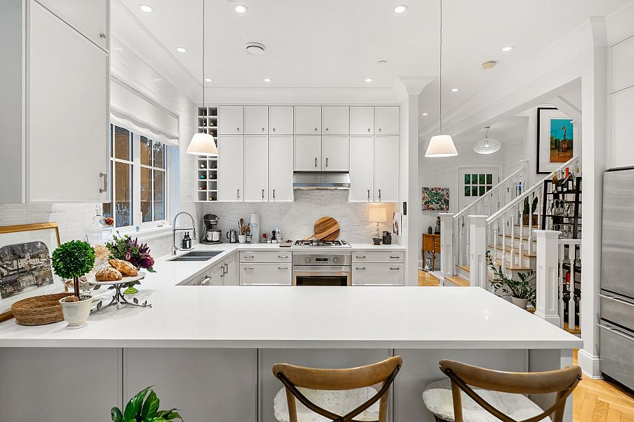 98 W 18th Avenue Vancouver, BC - 6
