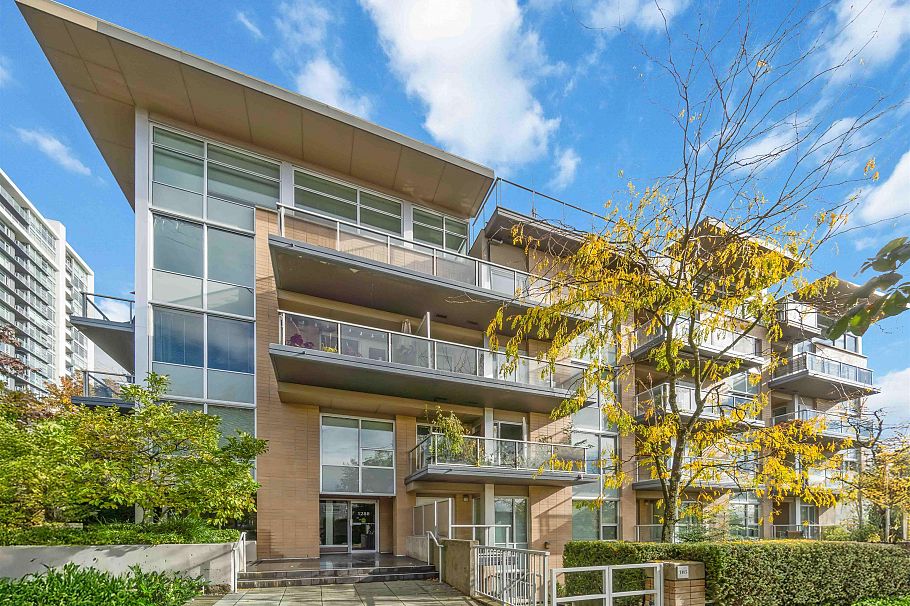 PH4 1288 Chesterfield Avenue North Vancouver, BC - 2