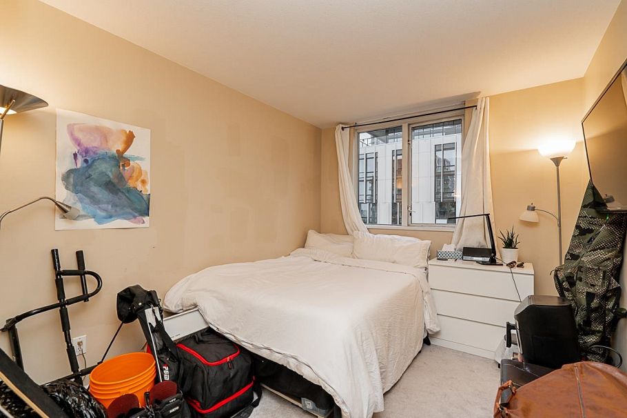 807-488 Helmcken Street Vancouver, BC - 24