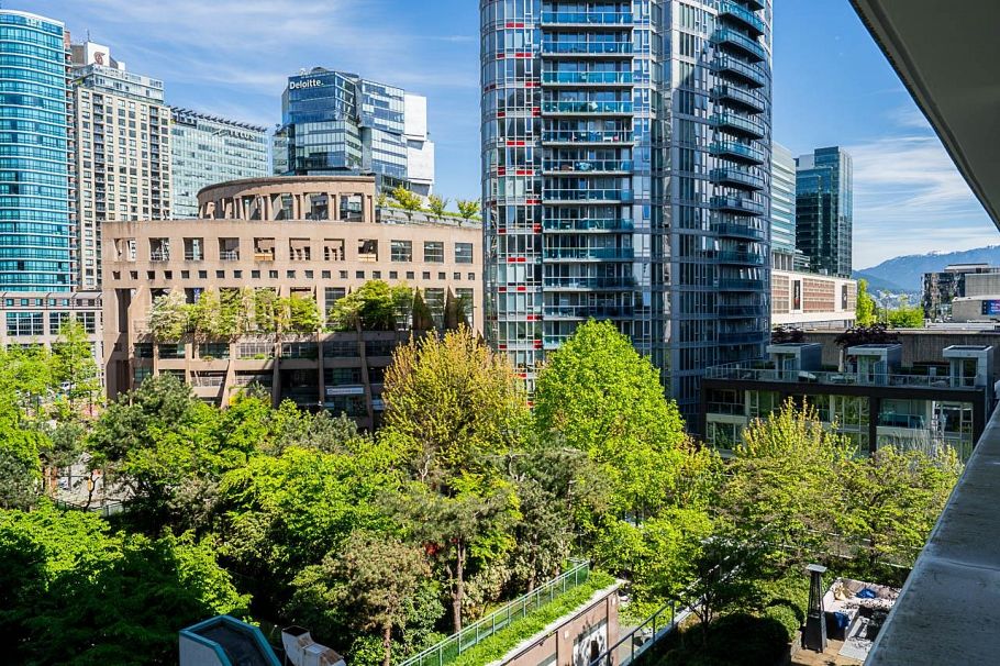 810 821 Cambie Street Vancouver, BC - 18