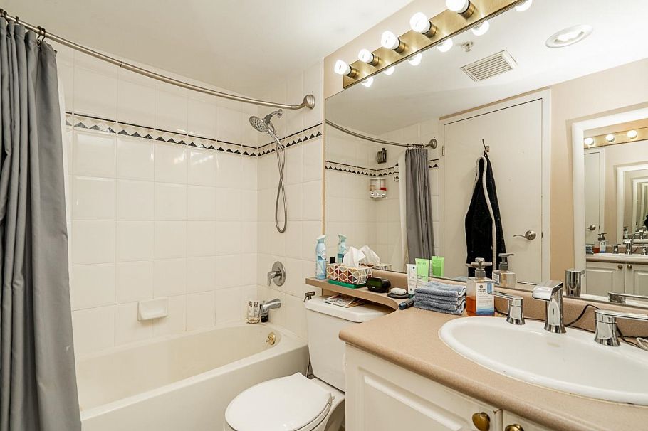 807-488 Helmcken Street Vancouver, BC - 22