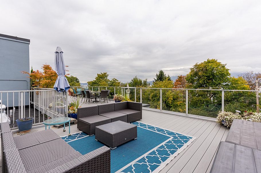 305 2430 Point Grey Road Vancouver, BC - 30