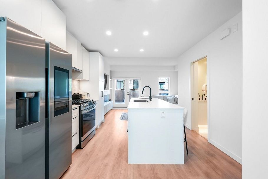 137 535 E 2nd Street North Vancouver, BC - 34