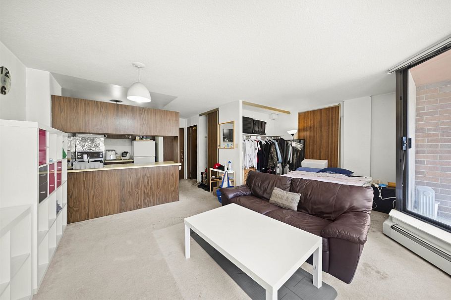 313 1330 Burrard Street Vancouver, BC - 8