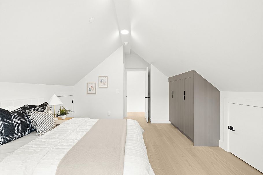 2 3466 W 22nd Avenue Vancouver, BC - 25