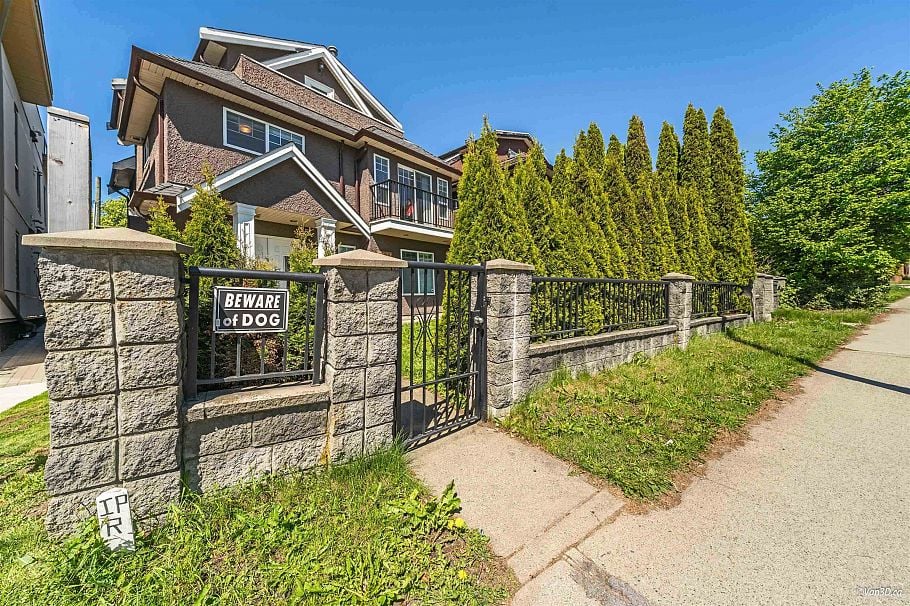 7531 Oak Street Vancouver, BC - 38