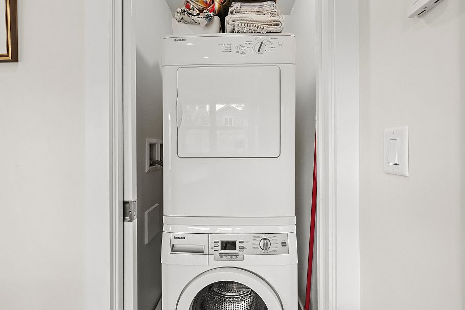 2274 E 7th Avenue Vancouver, BC - 39