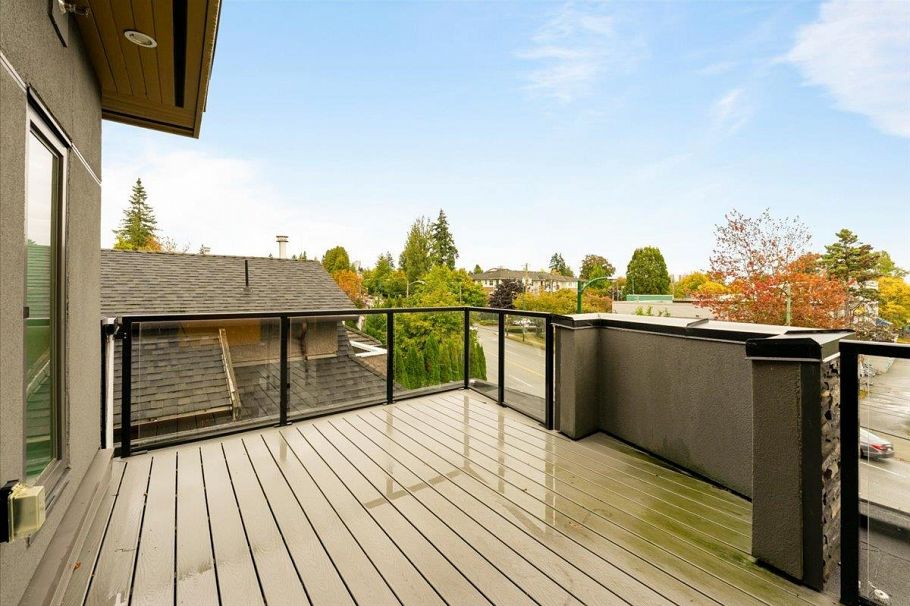 7553 Oak Street Vancouver, BC - 31