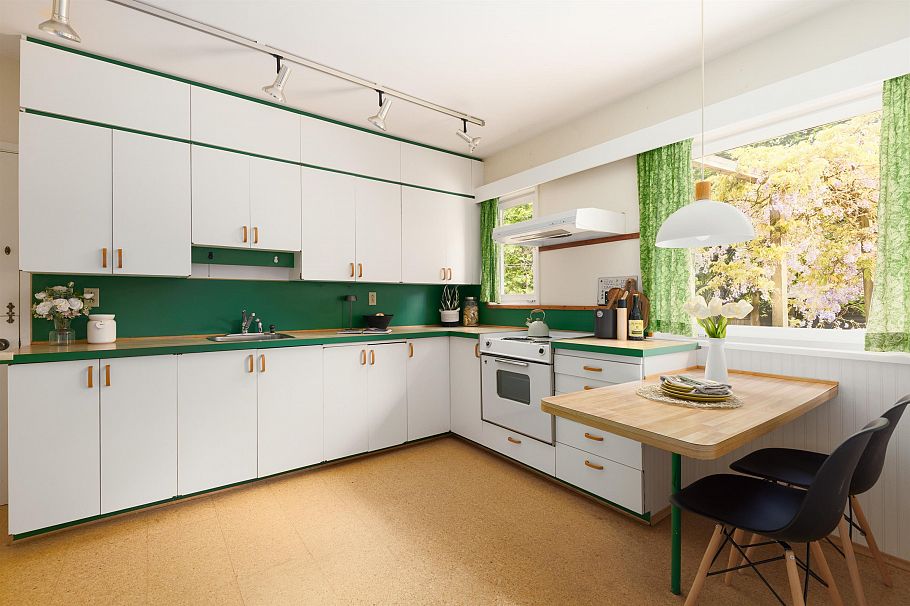 4138 W 13th Avenue Vancouver, BC - 18