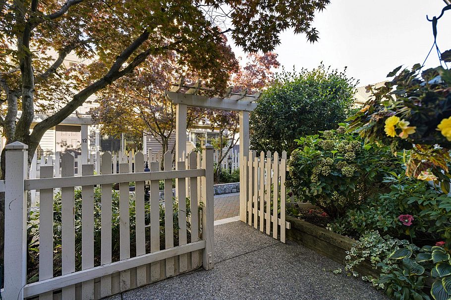 6 222 E 5th Street North Vancouver, BC - 4