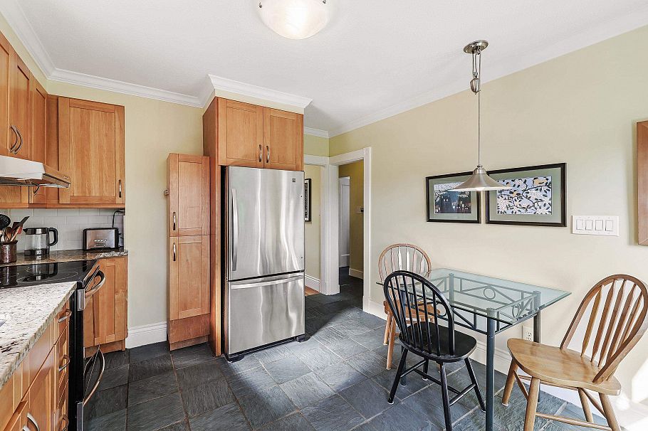 2274 E 7th Avenue Vancouver, BC - 7