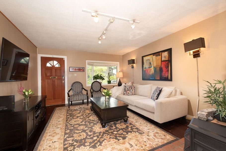 2466 Eton Street Vancouver, BC - 2