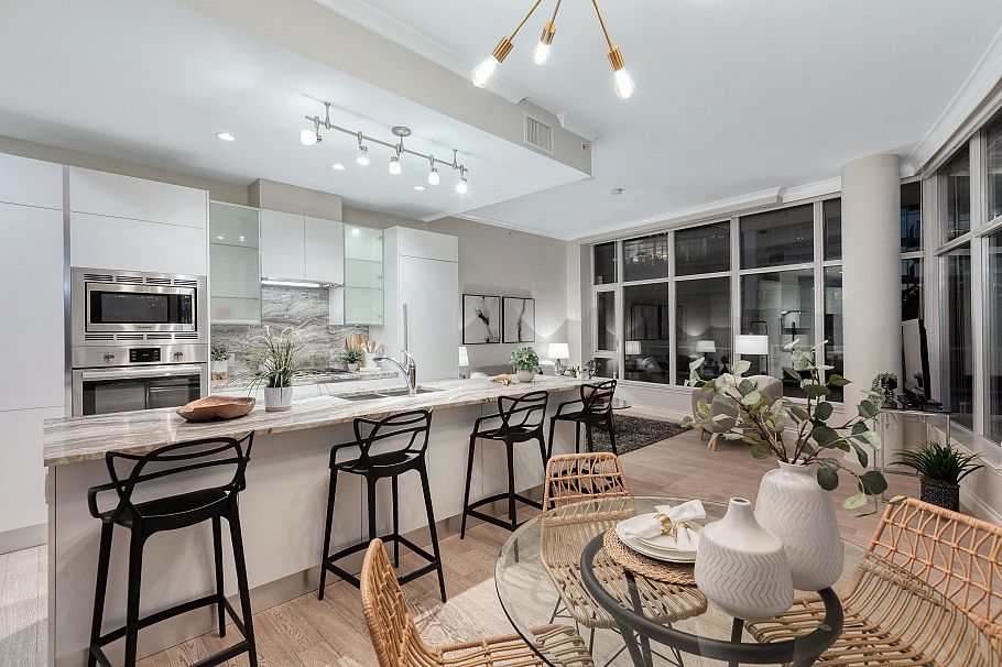 105 175 Victory Ship Way North Vancouver, BC - 7