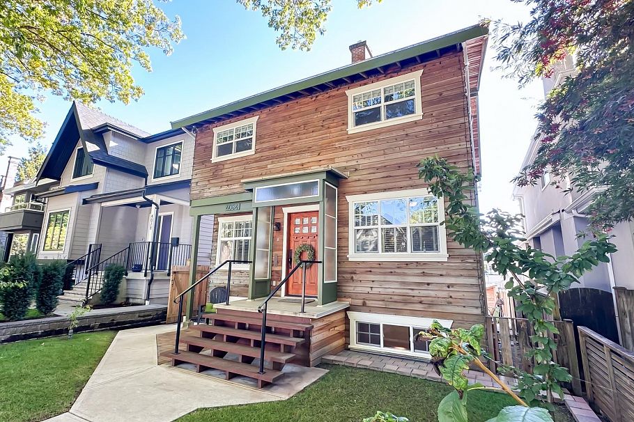 4084 W 32nd Avenue Vancouver, BC - 2