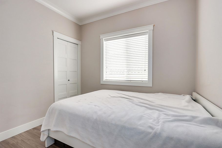 2496 Brock Street Vancouver, BC - 15