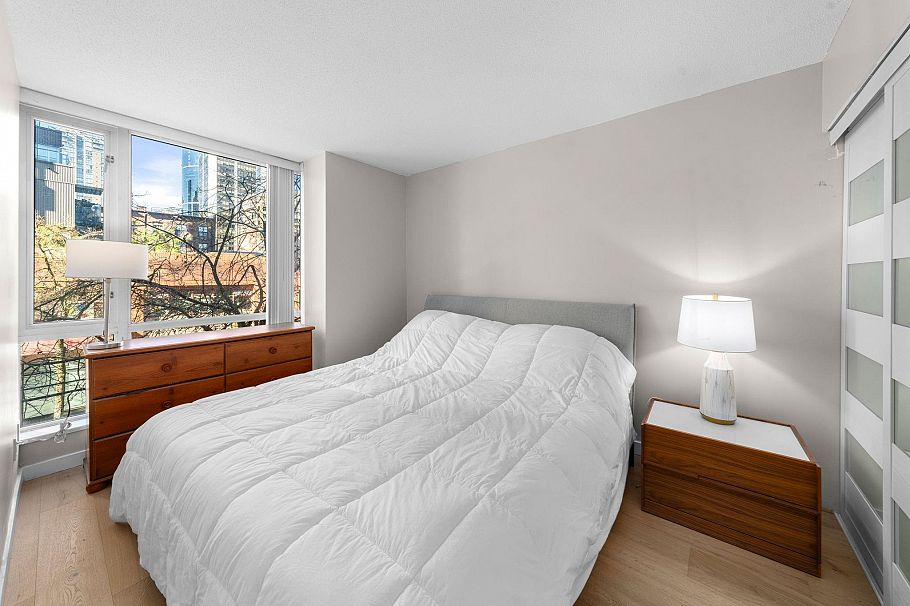 305 1082 Seymour Street Vancouver, BC - 18