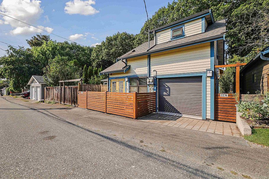 2274 E 7th Avenue Vancouver, BC - 29