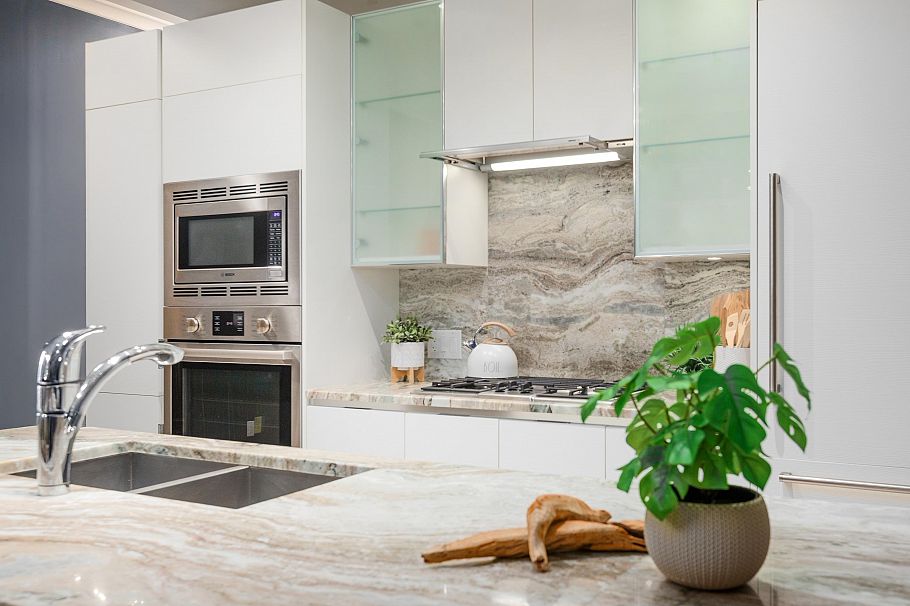 105 175 Victory Ship Way North Vancouver, BC - 11