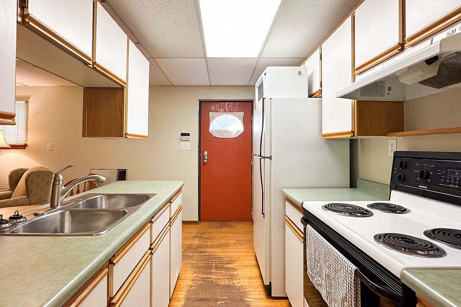 4084 W 32nd Avenue Vancouver, BC - 28