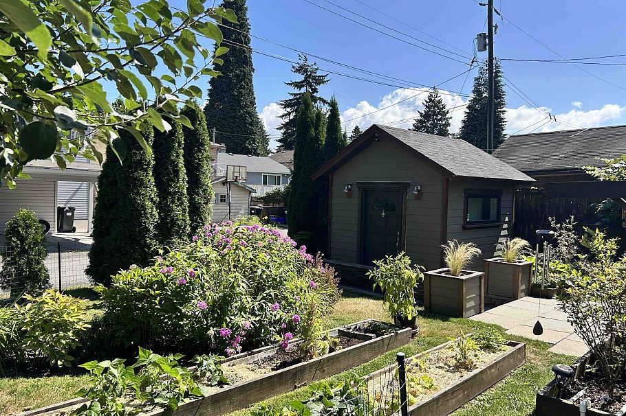 1798 Garden Avenue North Vancouver, BC - 17