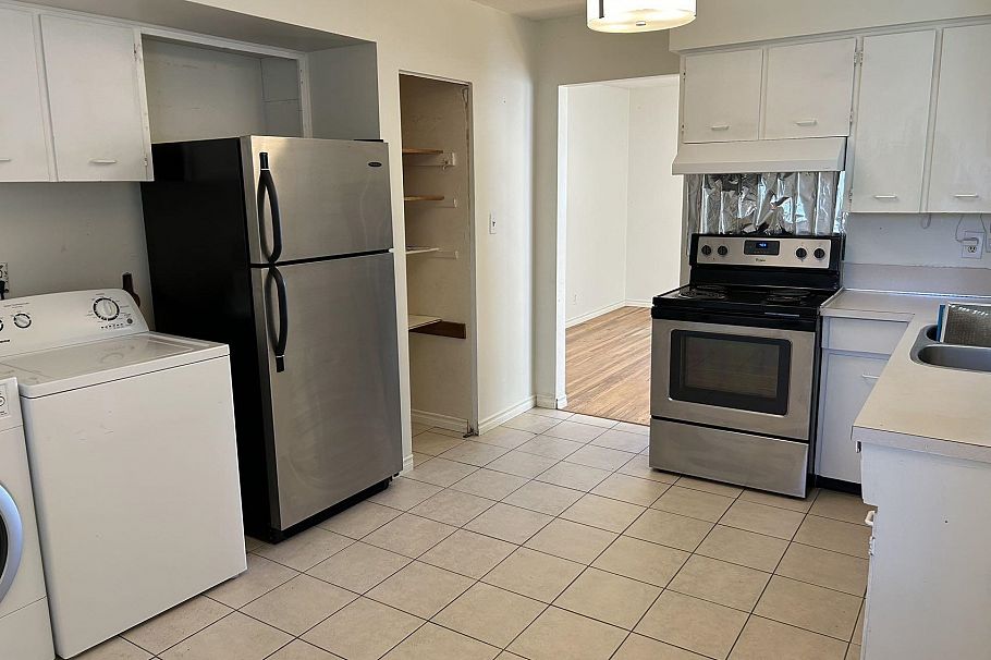 8427- 8431 Shaughnessy Street Vancouver, BC - 10