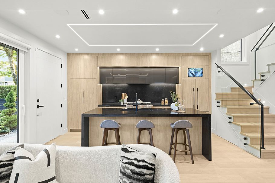 1 3466 W 22nd Avenue Vancouver, BC - 5