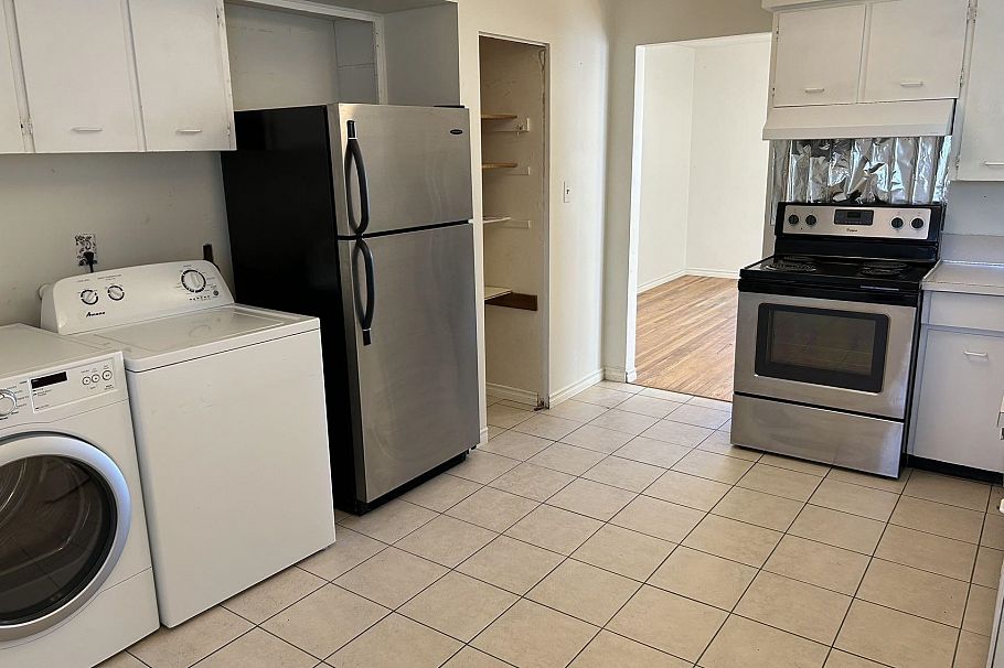 8427- 8431 Shaughnessy Street Vancouver, BC - 5