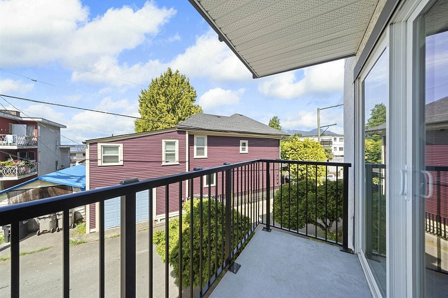 203 2244 Mcgill Street Vancouver, BC - 10