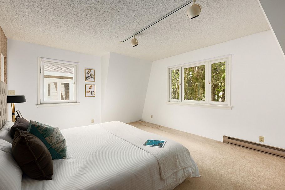 4138 W 13th Avenue Vancouver, BC - 26