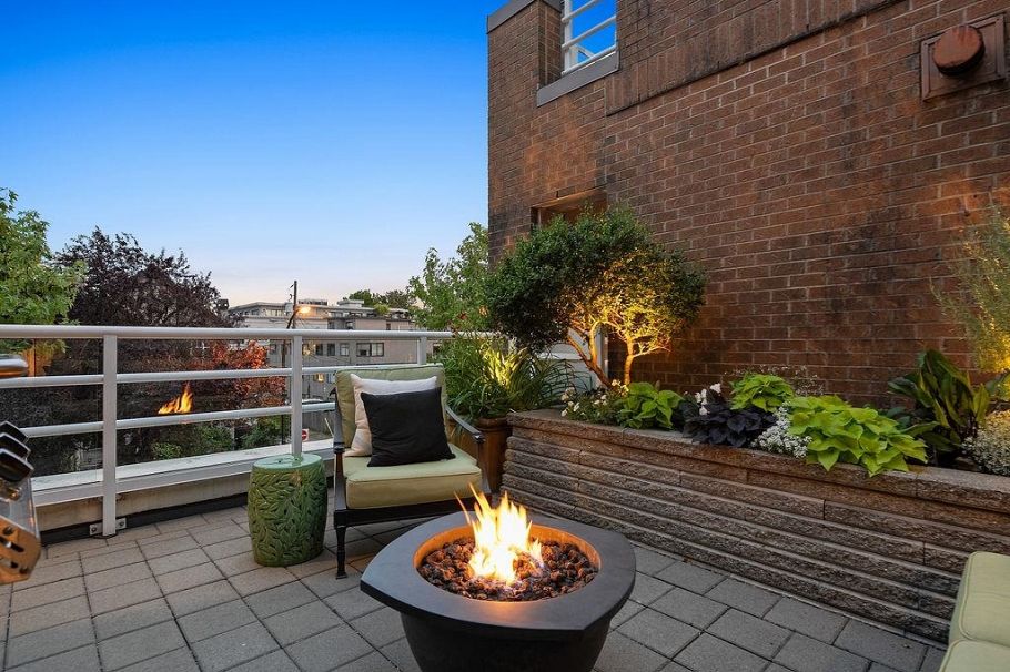 361 5790 East Boulevard Vancouver, BC - 2