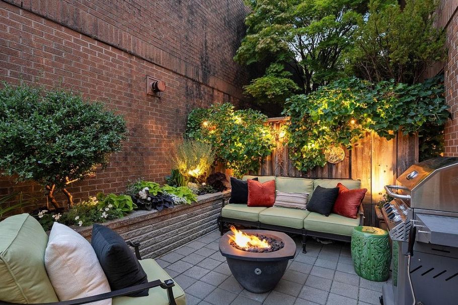 361 5790 East Boulevard Vancouver, BC - 1