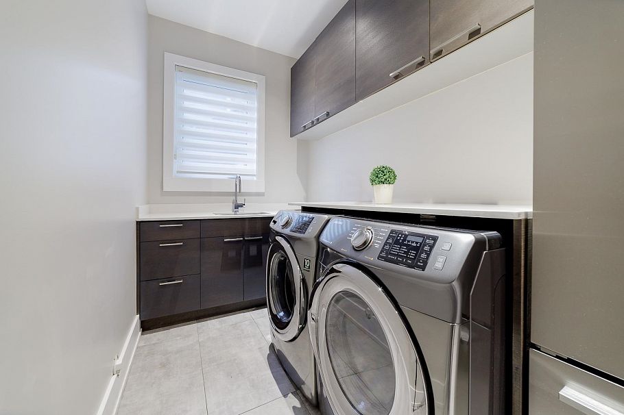 517 Granada Crescent North Vancouver, BC - 14