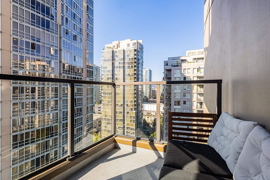 1801 989 Beatty Street Vancouver, BC - 14