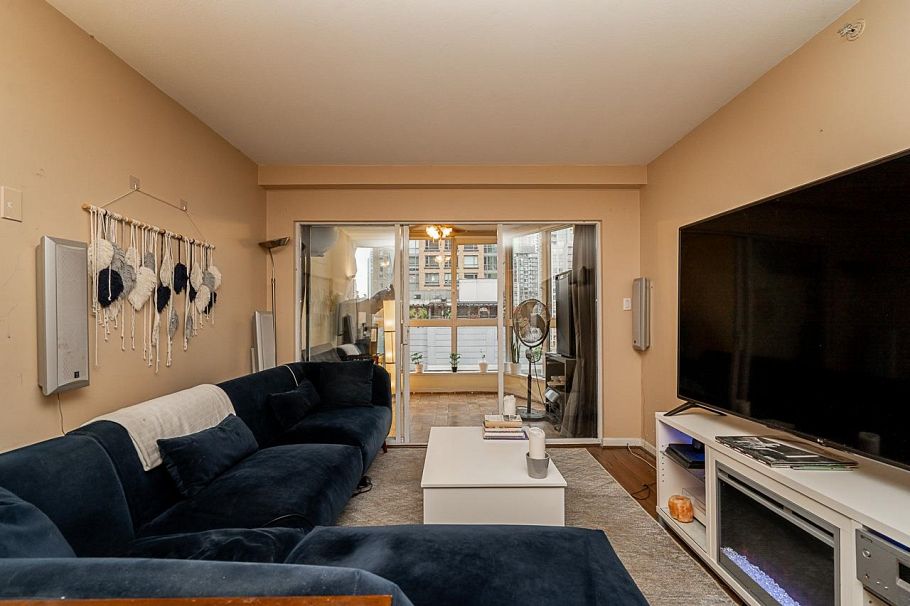807-488 Helmcken Street Vancouver, BC - 13