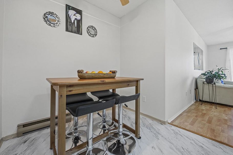 302 458 E 43rd Avenue Vancouver, BC - 12