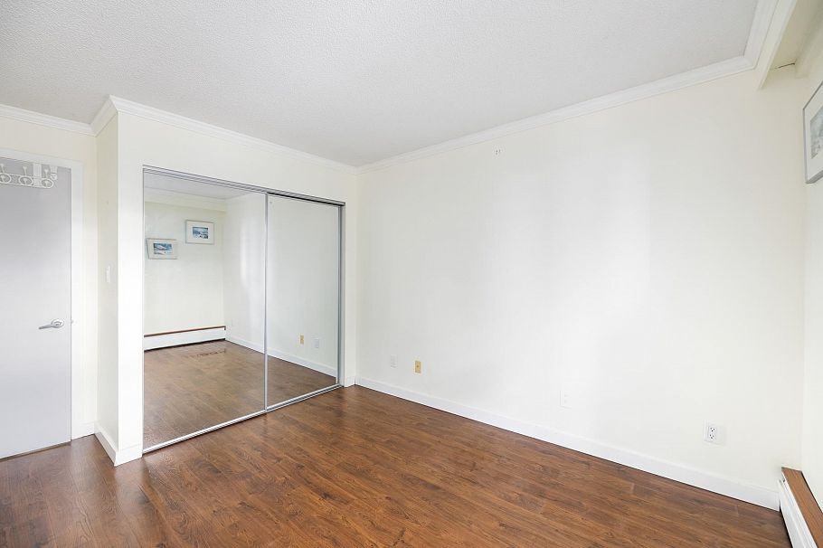 209 141 W 13th Street North Vancouver, BC - 15