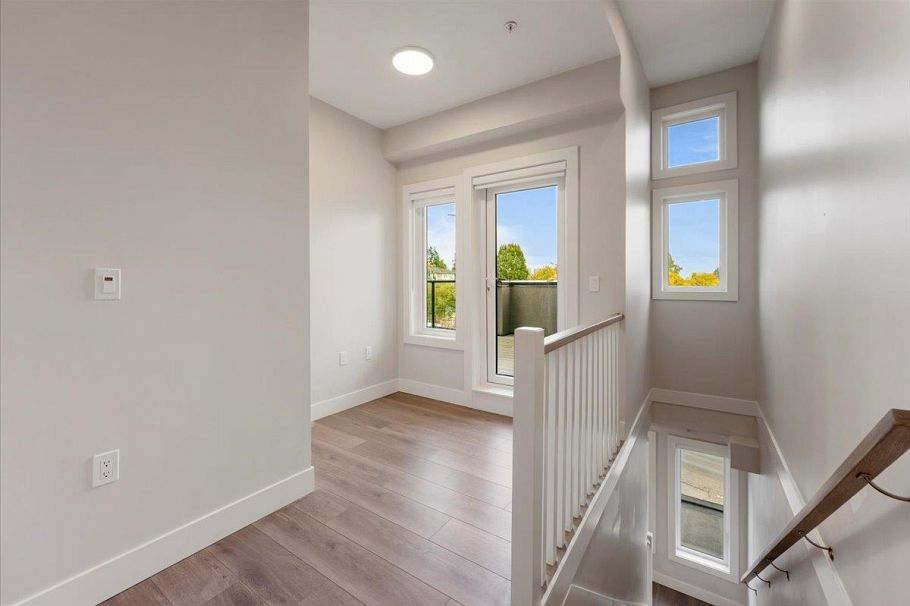 7553 Oak Street Vancouver, BC - 18