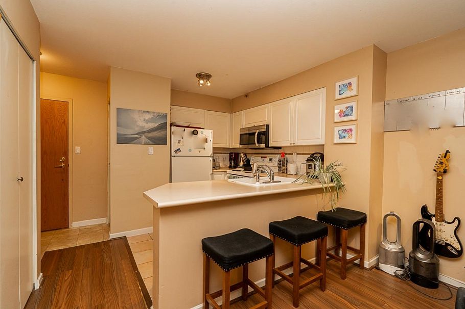 807-488 Helmcken Street Vancouver, BC - 8