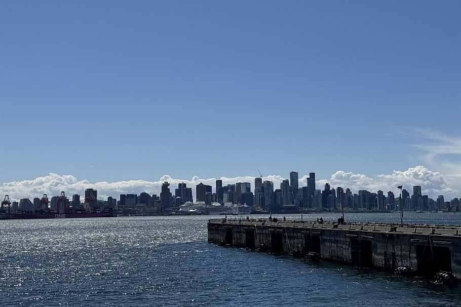 105 175 Victory Ship Way North Vancouver, BC - 3