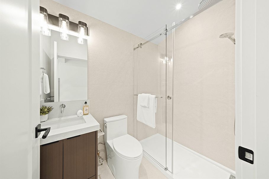 2 3466 W 22nd Avenue Vancouver, BC - 26