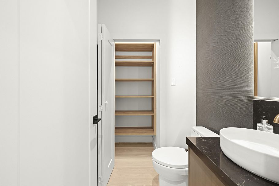 1 3466 W 22nd Avenue Vancouver, BC - 15