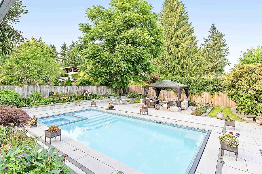 1350 Berkley Road North Vancouver, BC - 6