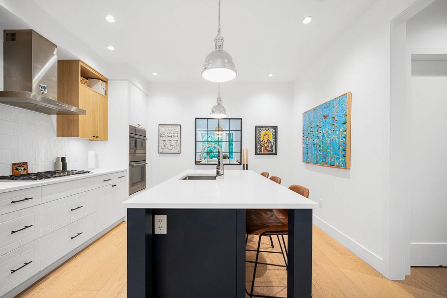 3530 W 43rd Avenue Vancouver, BC - 12