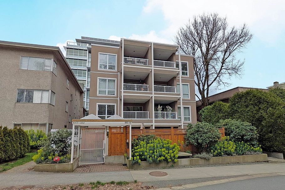 403 985 W 10th Avenue Vancouver, BC - 2