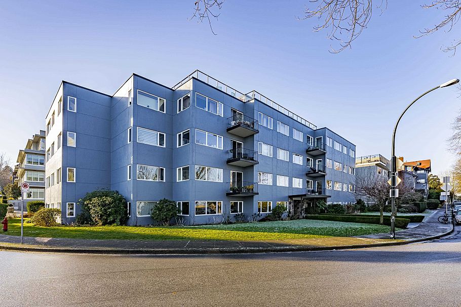 305 2430 Point Grey Road Vancouver, BC - 1