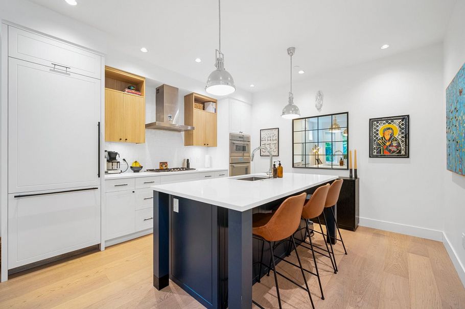 3530 W 43rd Avenue Vancouver, BC - 8