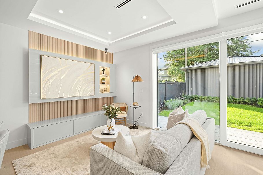 2 3466 W 22nd Avenue Vancouver, BC - 3