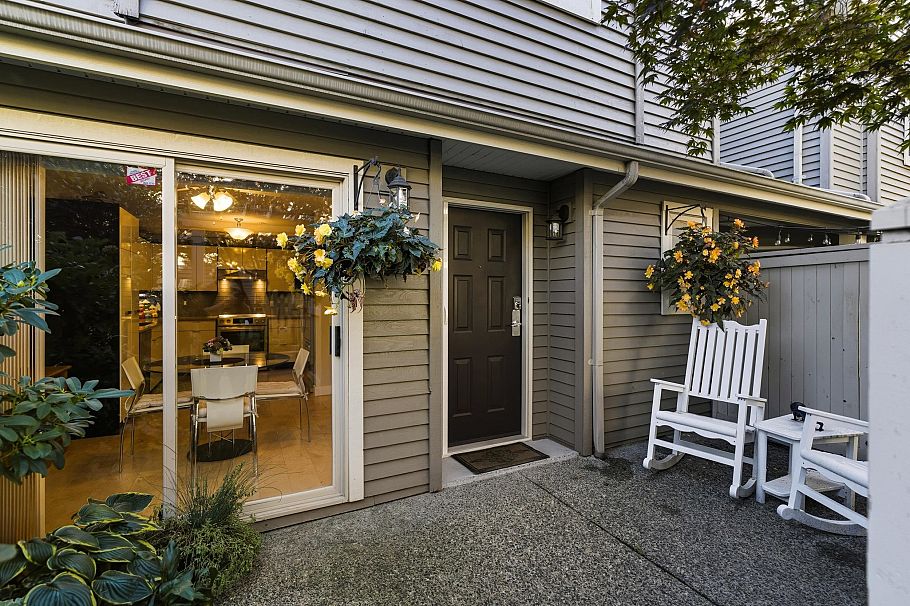 6 222 E 5th Street North Vancouver, BC - 5