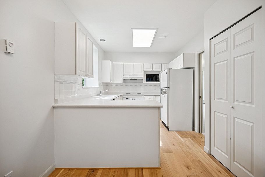 43 5880 Hampton Place Vancouver, BC - 13